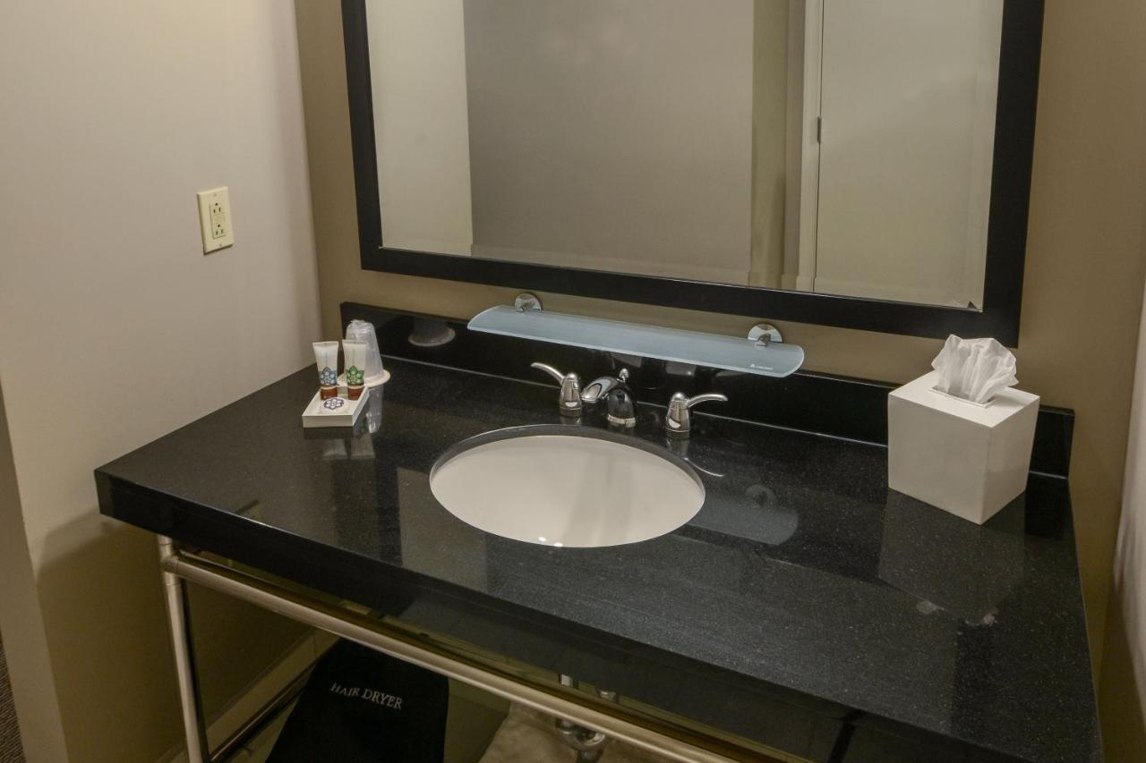 Magnolia Hotel St. Louis, A Tribute Portfolio Hotel Zewnętrze zdjęcie